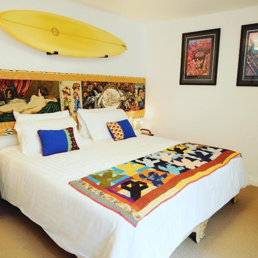 Paramount Apartments Ilfracombe, Arty Seaside Holiday Apartments Extérieur photo