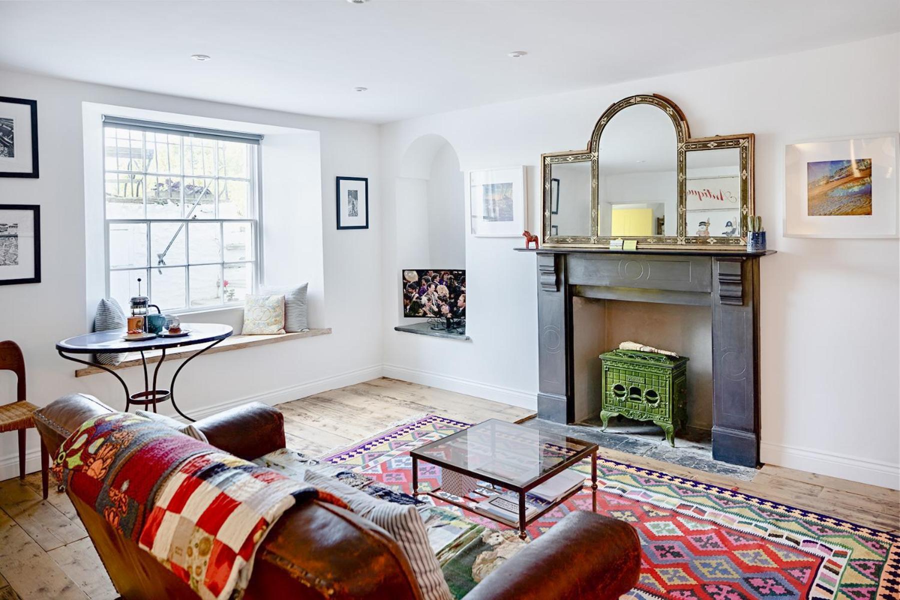 Paramount Apartments Ilfracombe, Arty Seaside Holiday Apartments Extérieur photo